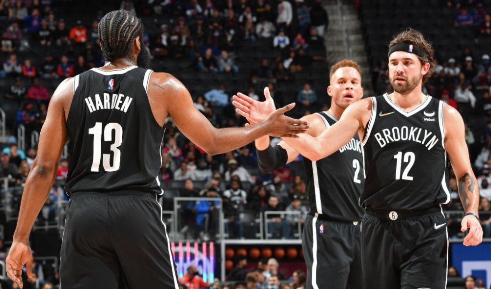  恩比德脚踝扭伤缺席四周赛事  